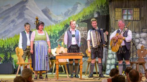 02_TirolerAbend_090_Musik_Schlierseer_20250529